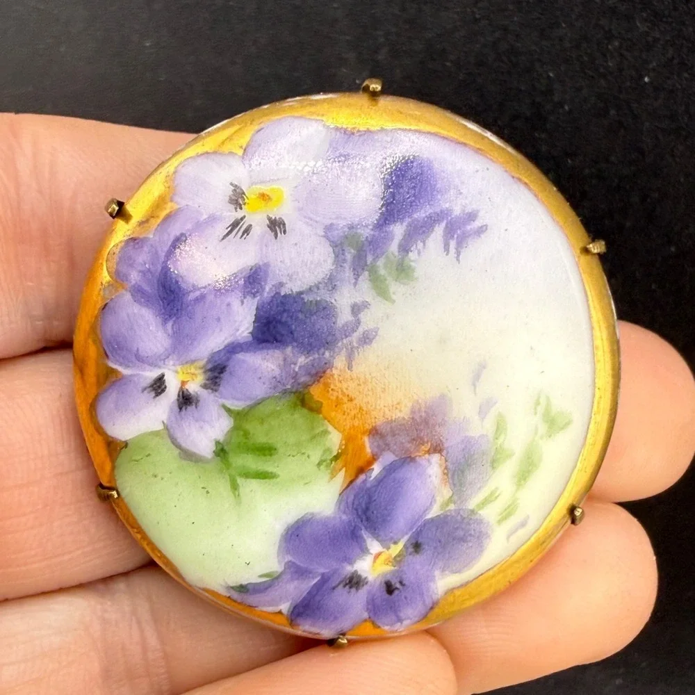 Vintage Victorian Porcelain Brooch Hand Painted Violets Flower Round